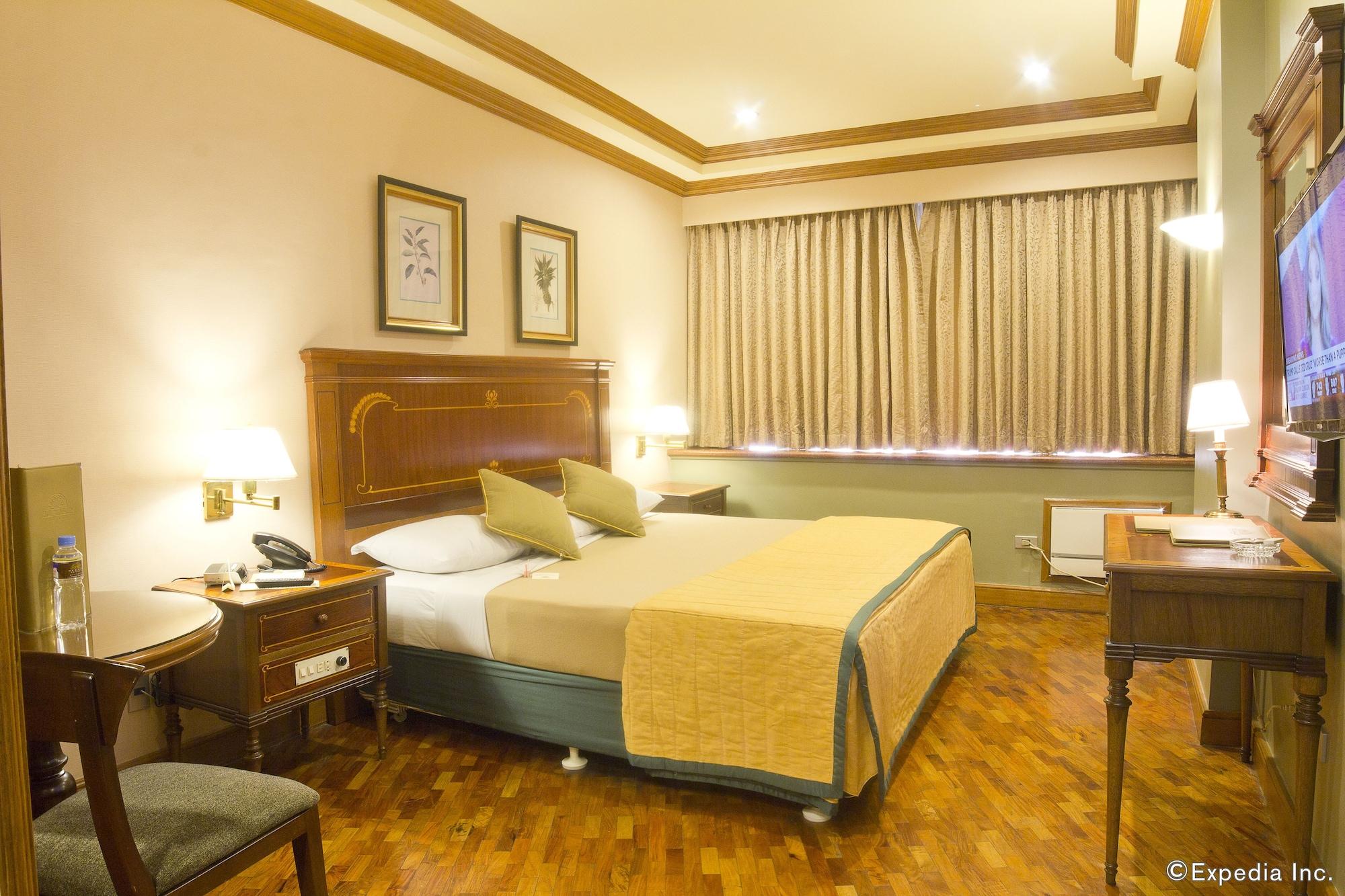 Herald Suites - Multiple Use Hotel Makati City Buitenkant foto