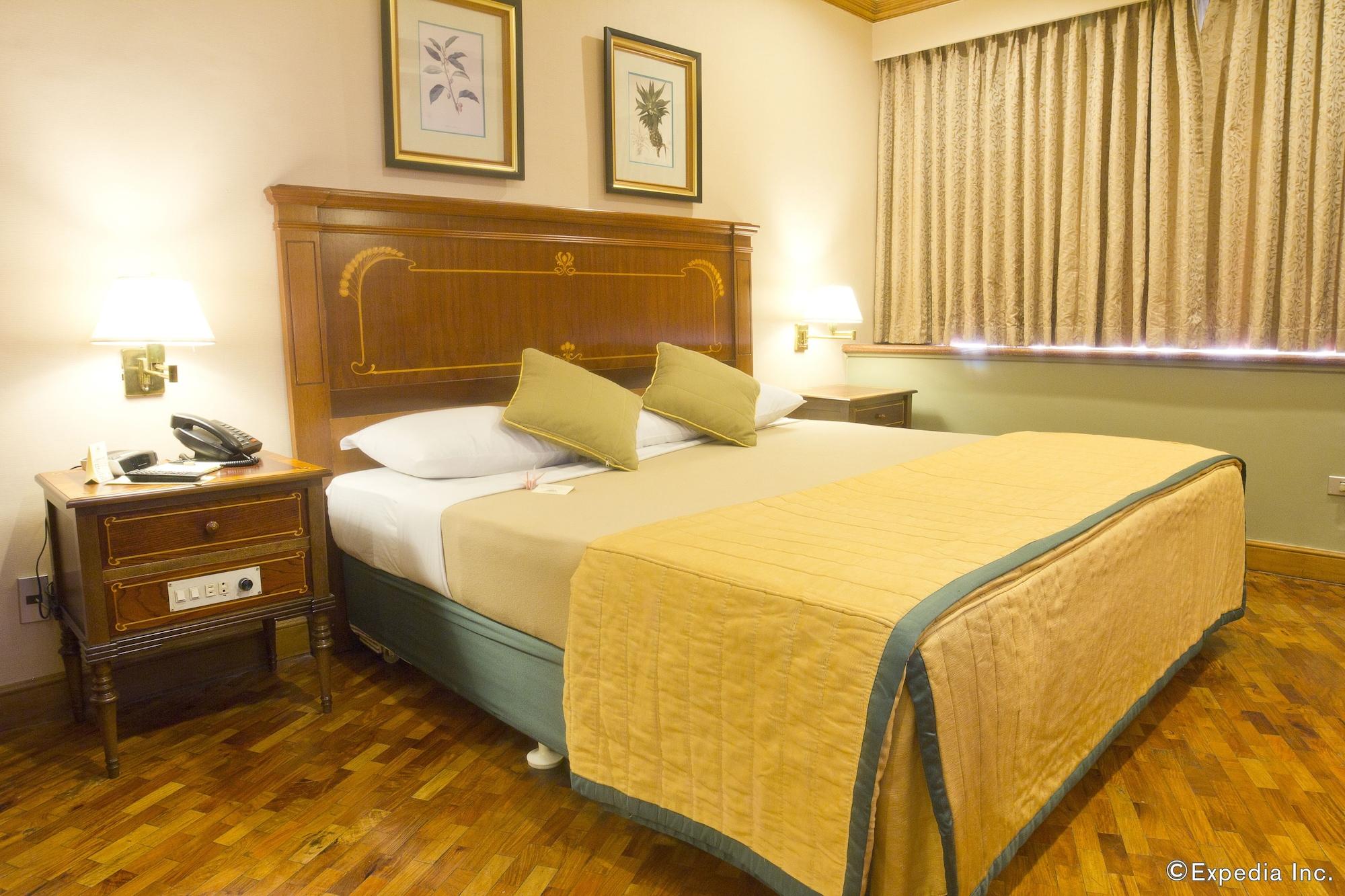 Herald Suites - Multiple Use Hotel Makati City Buitenkant foto