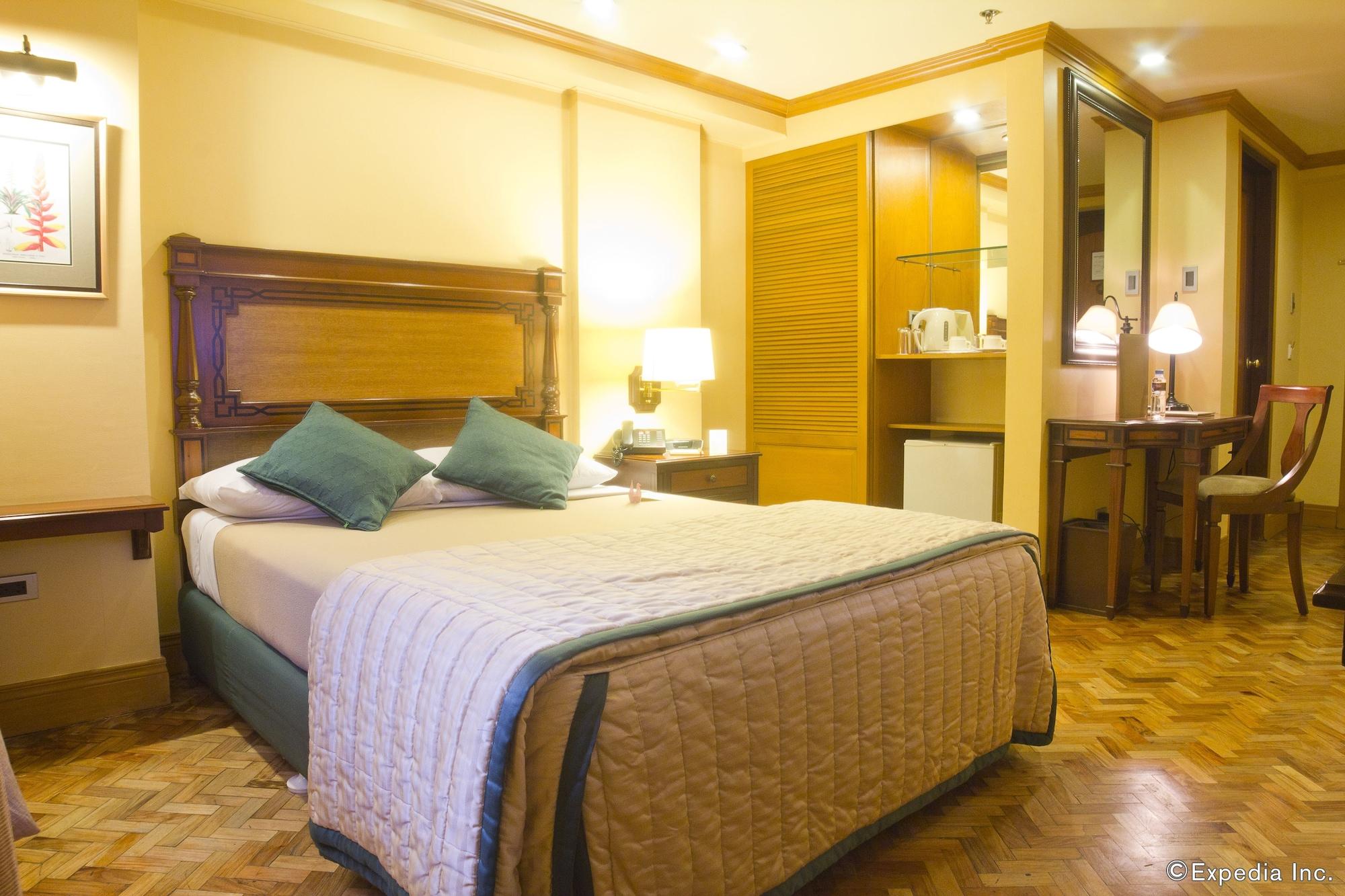 Herald Suites - Multiple Use Hotel Makati City Buitenkant foto